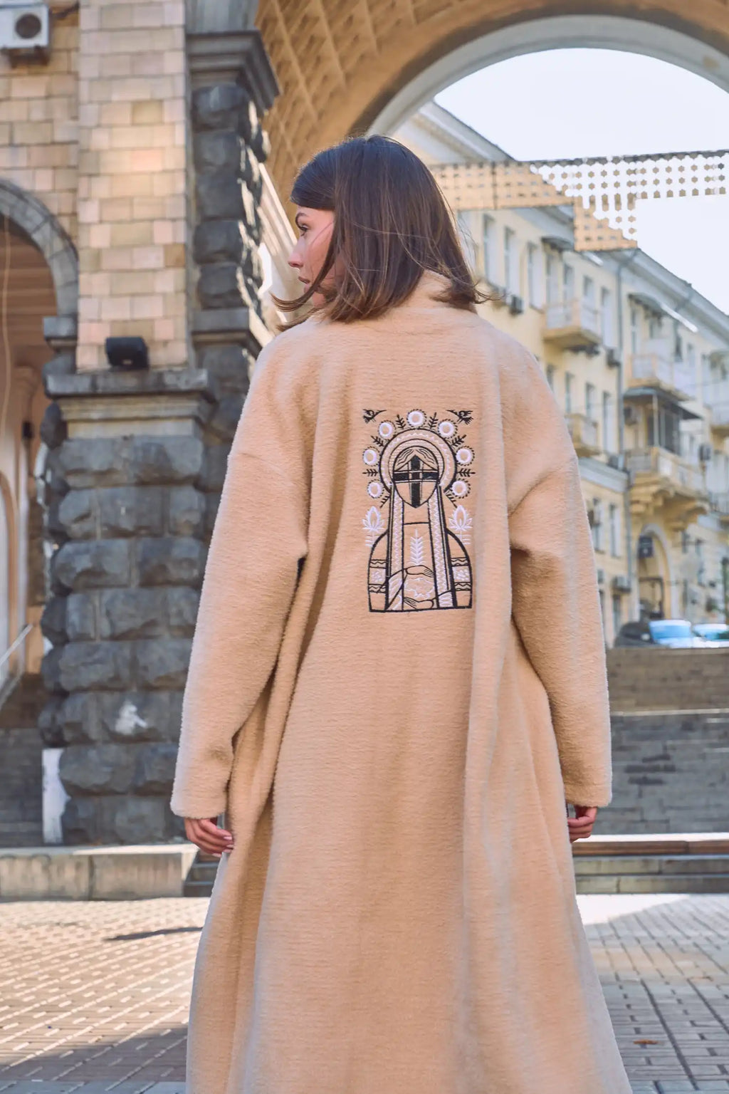 beige